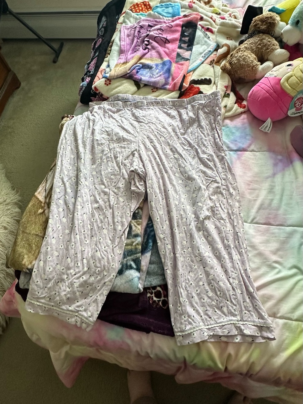 Women’s Lavender Sleep Capris Pajama Bottoms